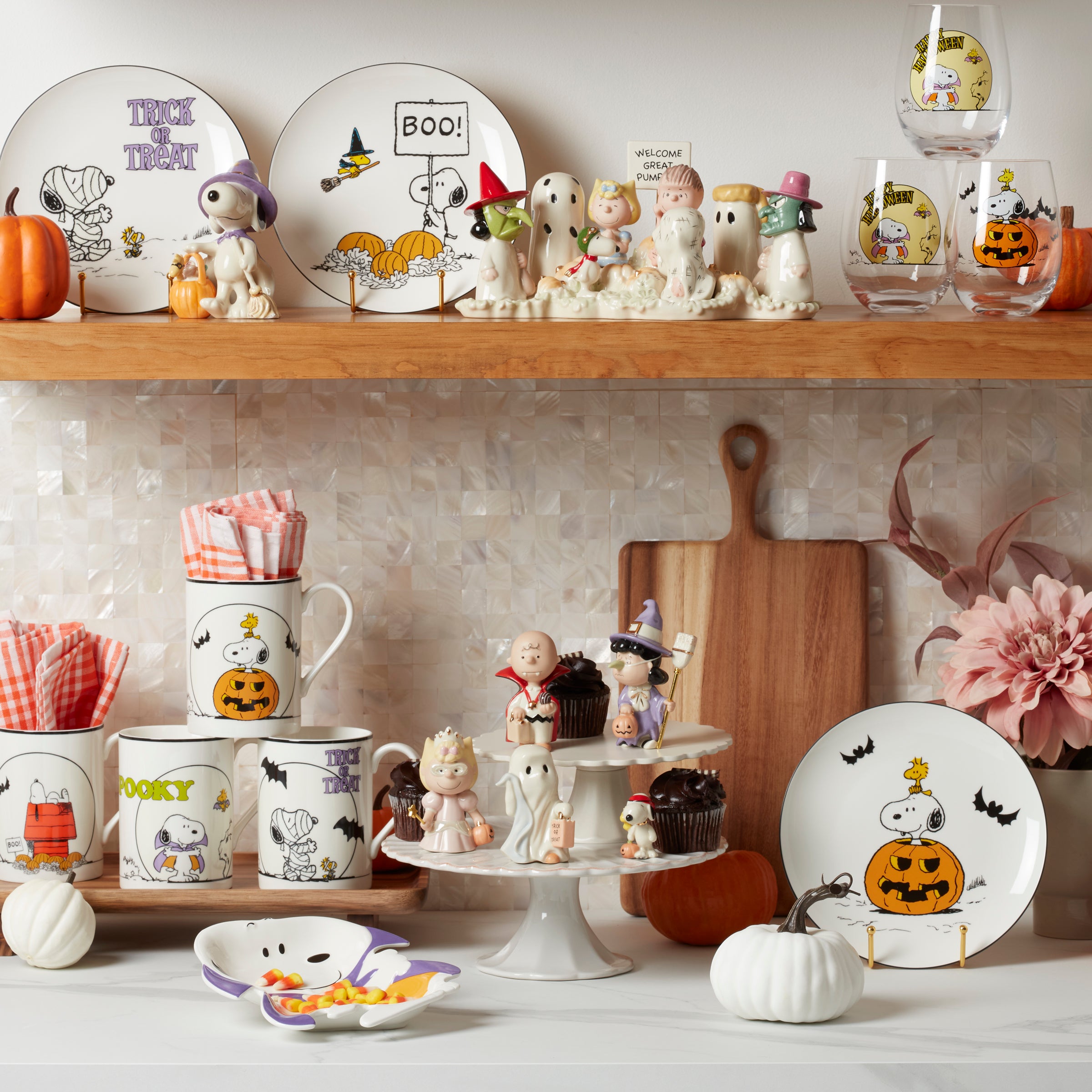 Peanuts Tricks and Treats 5 Piece Set - Image 4