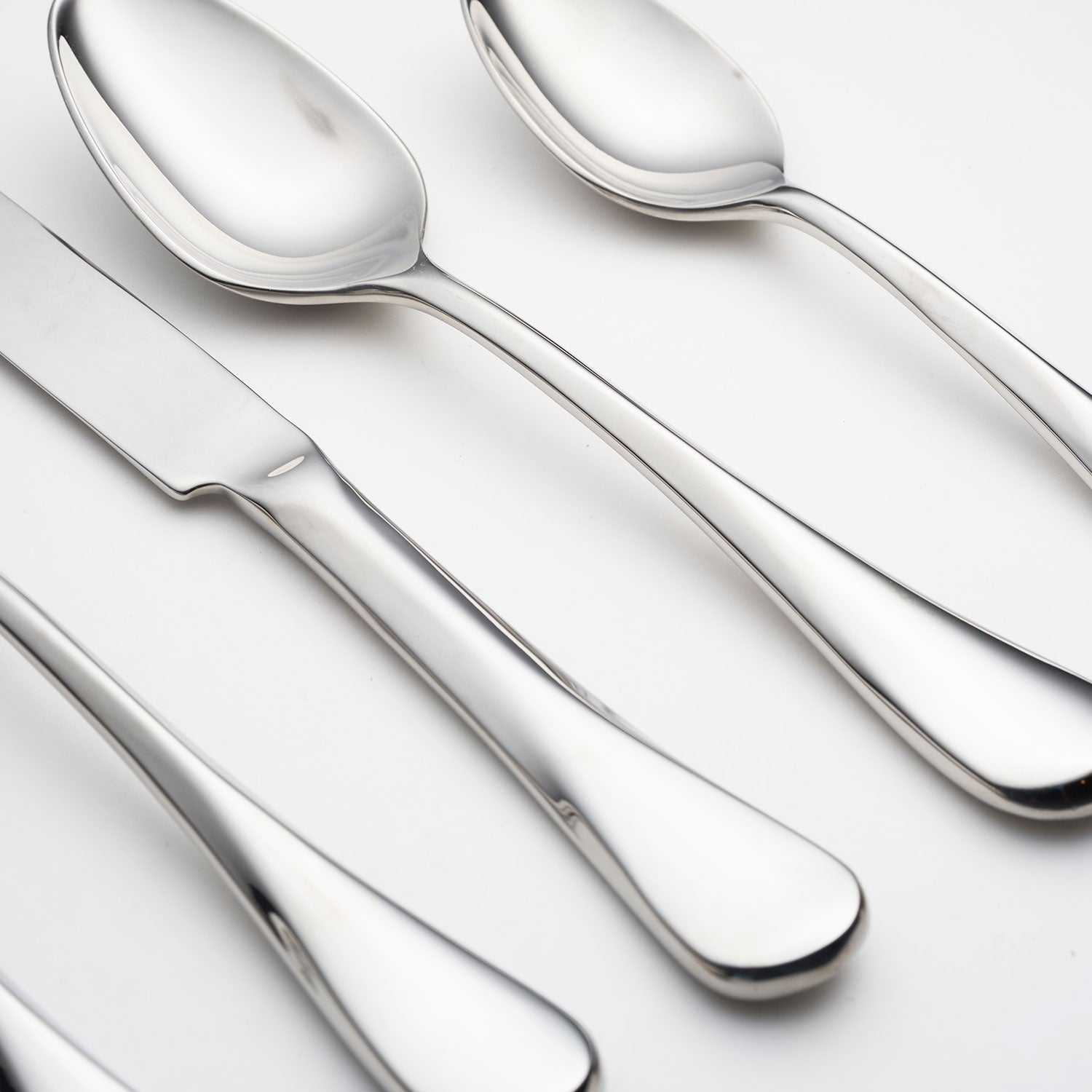 Eloquence 20-Piece Flatware Set - Image 4