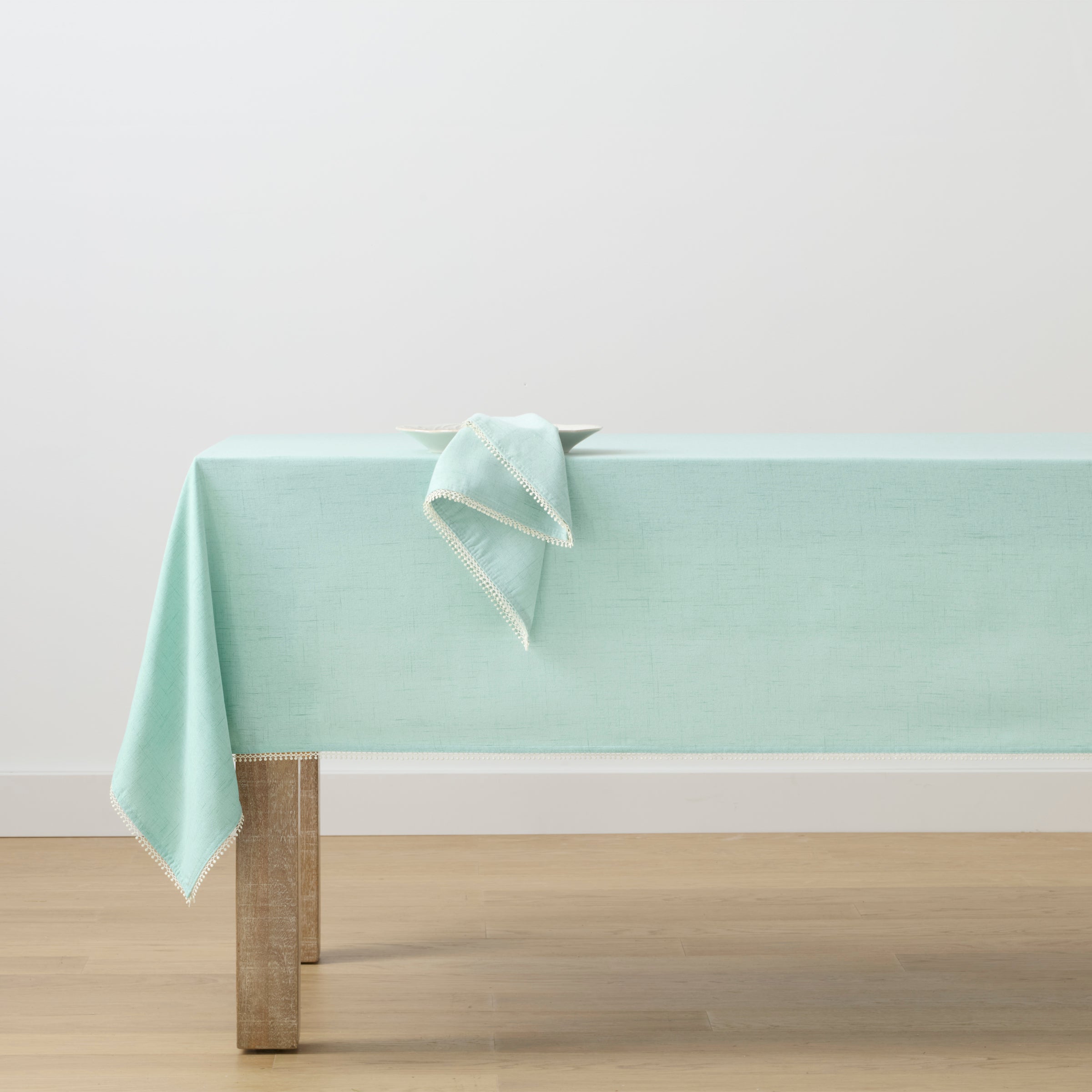 French Perle Ice Blue 60x84 Tablecloth - Image 2