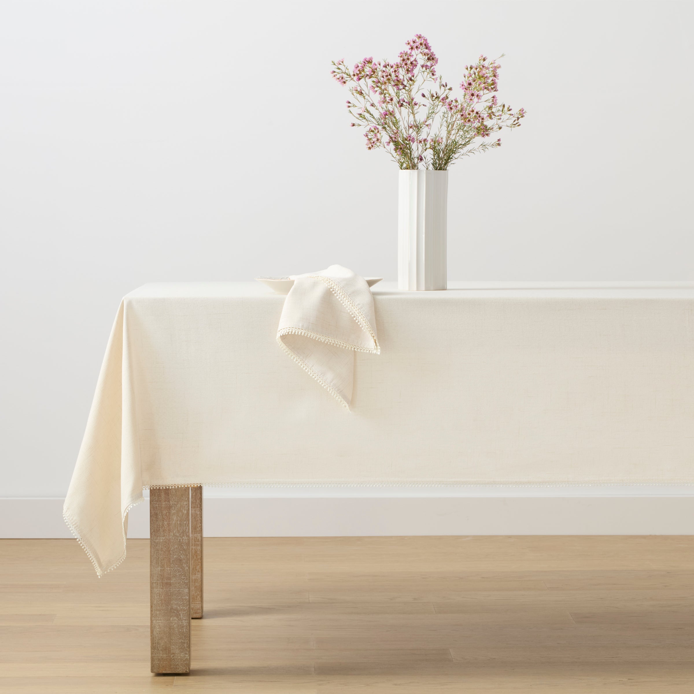 French Perle Natural 60x84 Tablecloth - Image 3