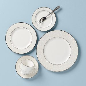 Alternative view of Opal Innocence 5-Piece Place Setting