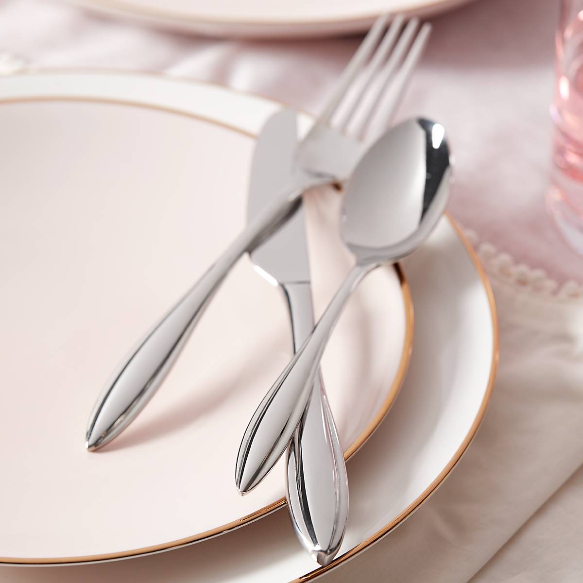 Sculpt 65-Piece Flatware Set - Image 4