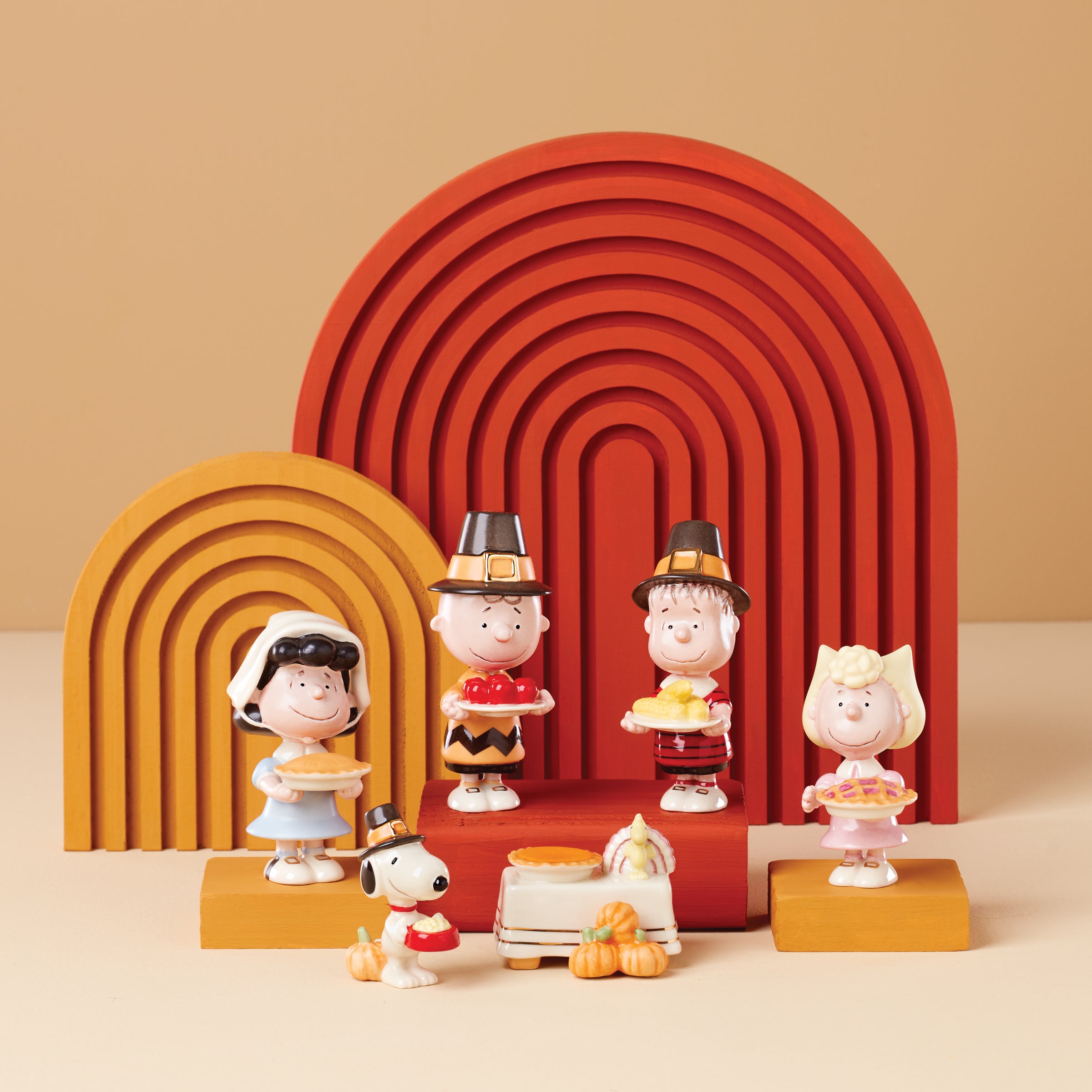 Peanuts Thanksgiving 6-Piece Figurine Set - Image 2