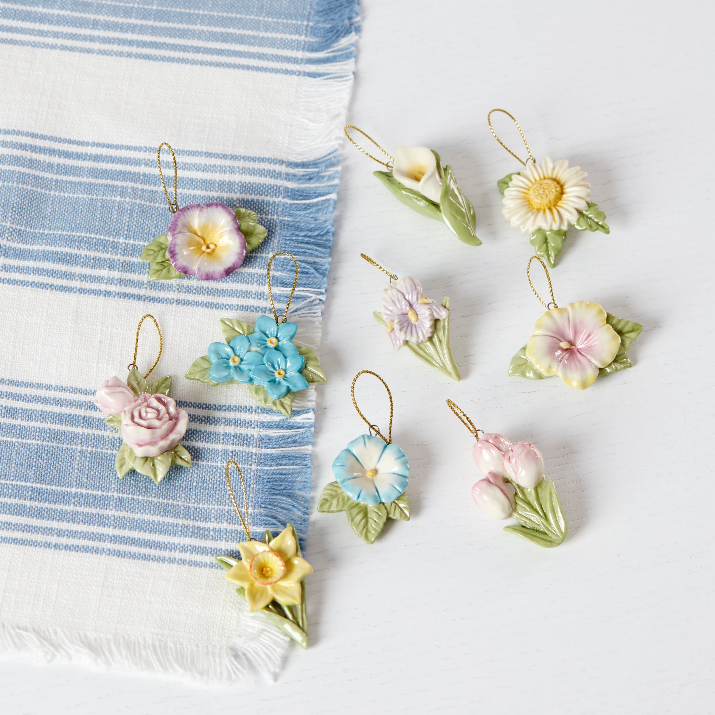 Celebrate Flowers 10-Piece Mini Ornament Set - Image 9