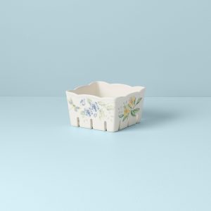 Alternative view of Butterfly Meadow Berry Bowl