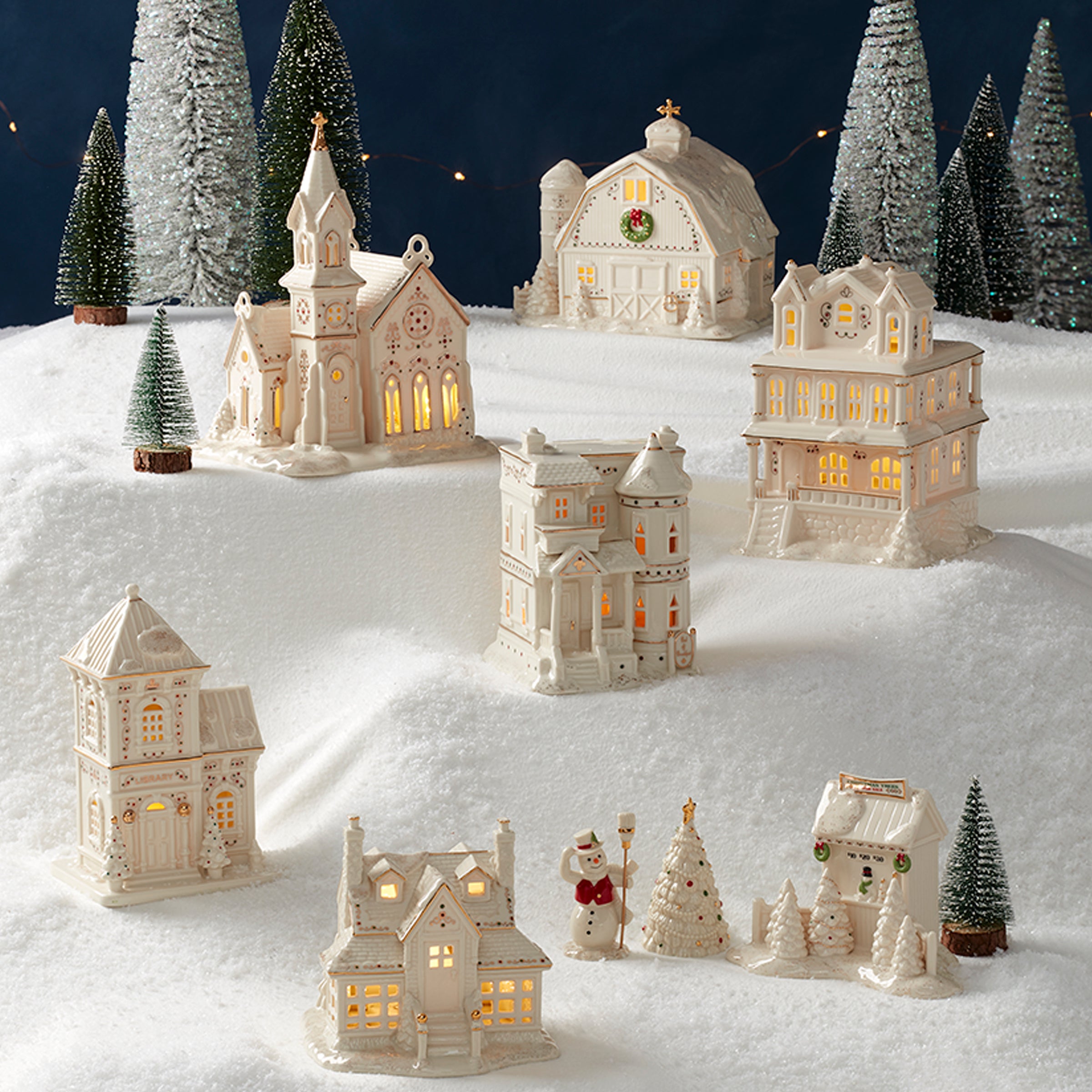 Mistletoe Park Christmas Trees for Sale Figurine - Image 2