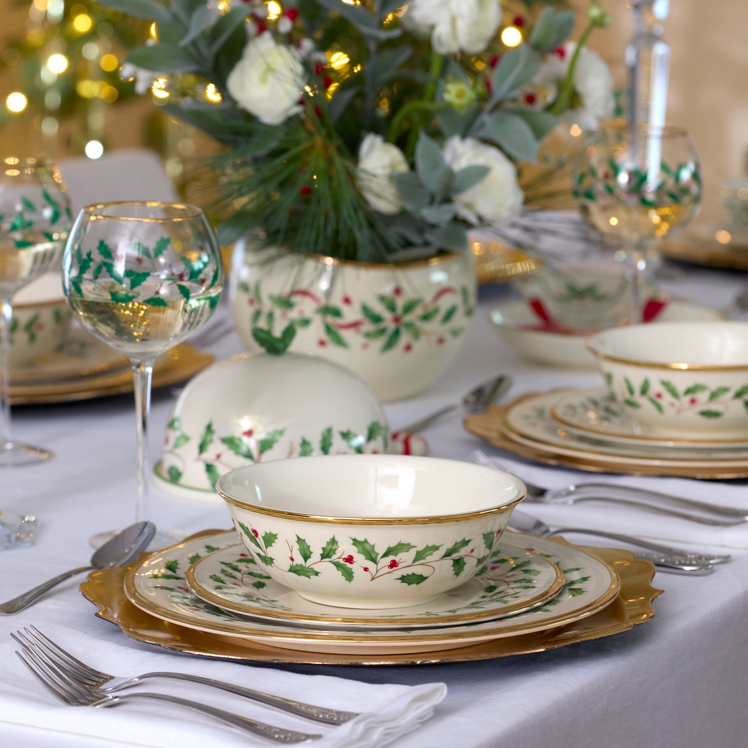 Holiday 12-Piece Plate & Bowl Set - Image 5