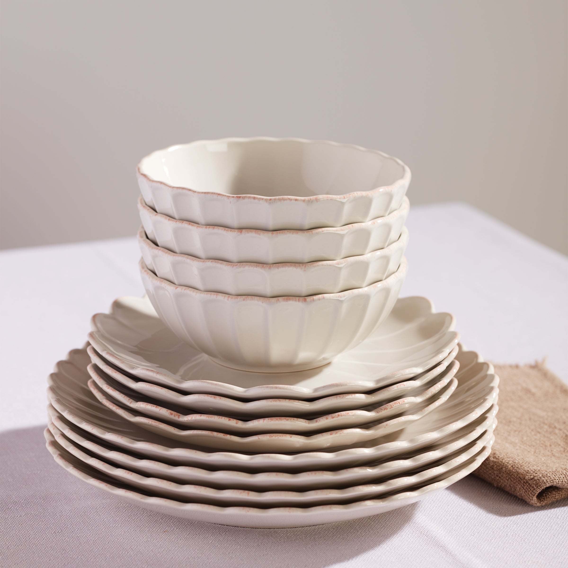 French Perle Scallop White All-Purpose Bowls. Set of 4 - Image 3