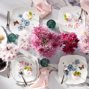 Alternative view of Butterfly Meadow Square Dinner Plates. Set of 4