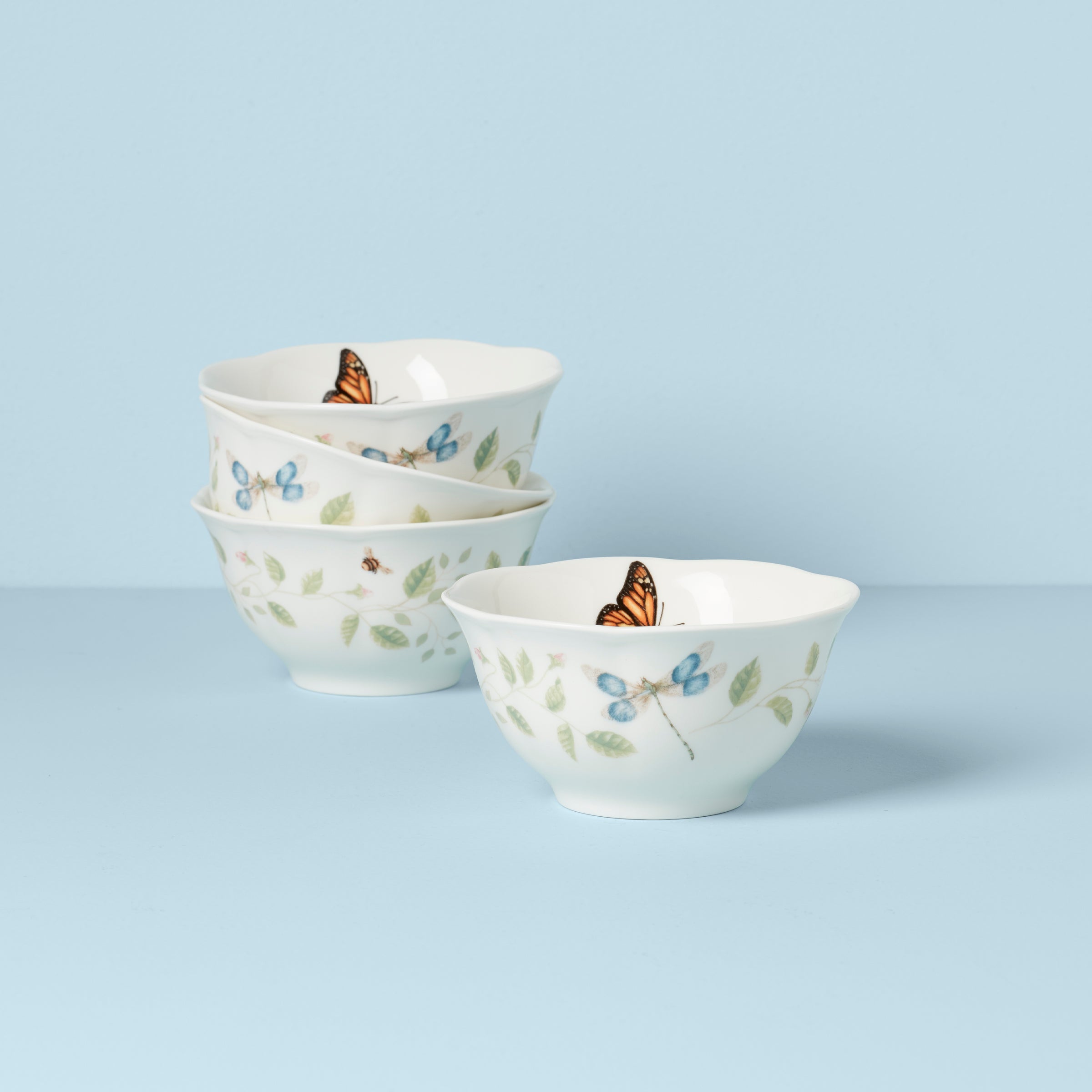 Butterfly Meadow Vines Rice Bowls. Set of 4