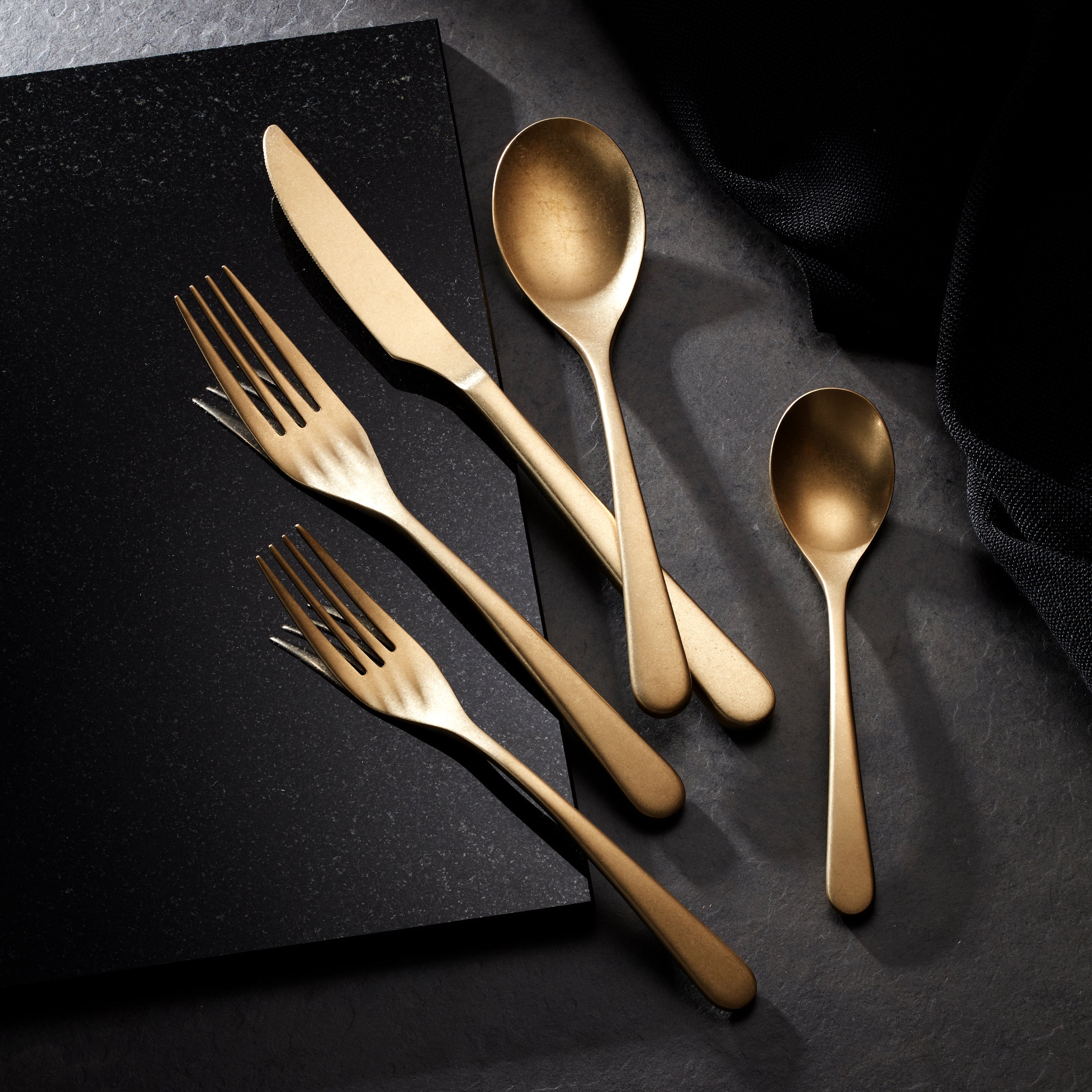 Kenbrook Champagne Vintage 20-Piece Flatware Set - Image 5