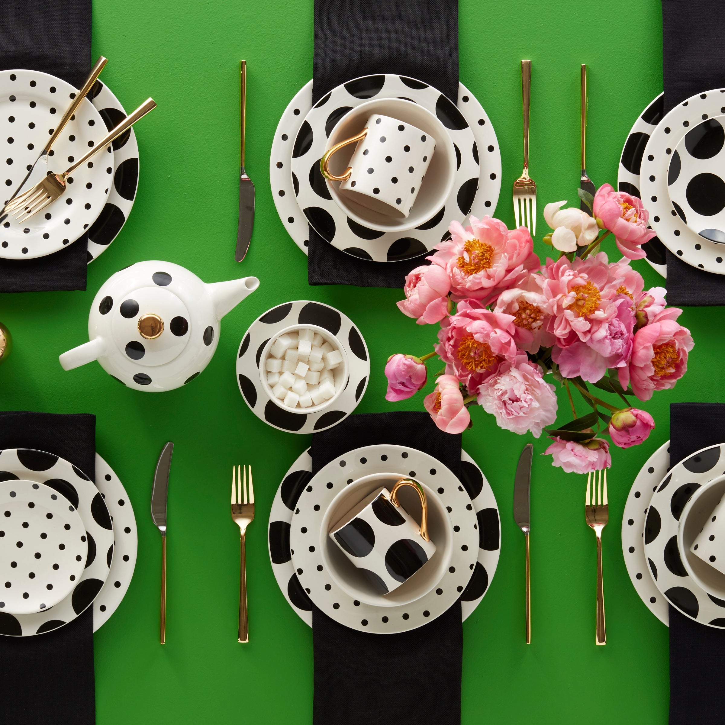Malmo Gold 20-Piece Flatware Set - Image 6