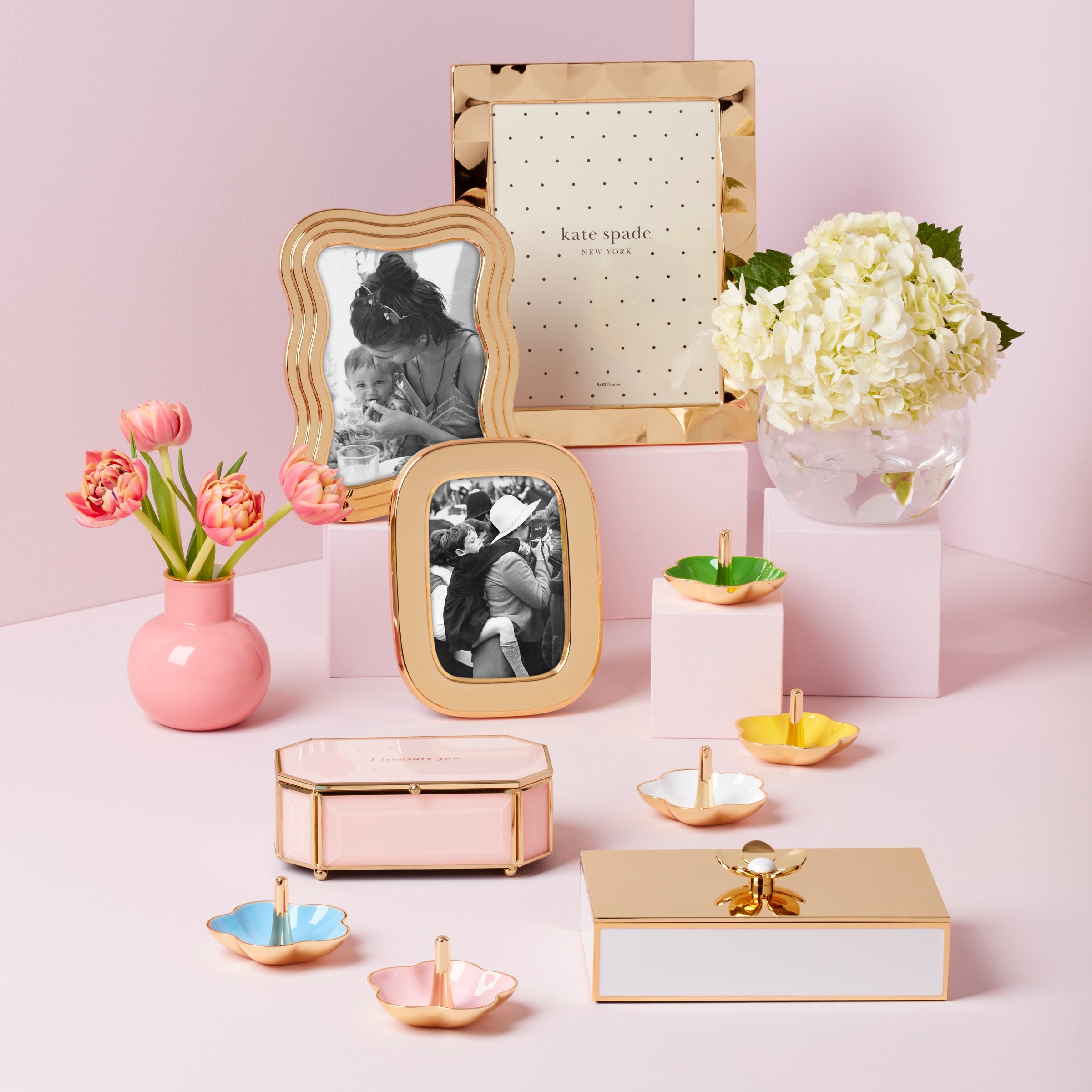South Street Gold 4x6 Oval Photo Frame - Image 2