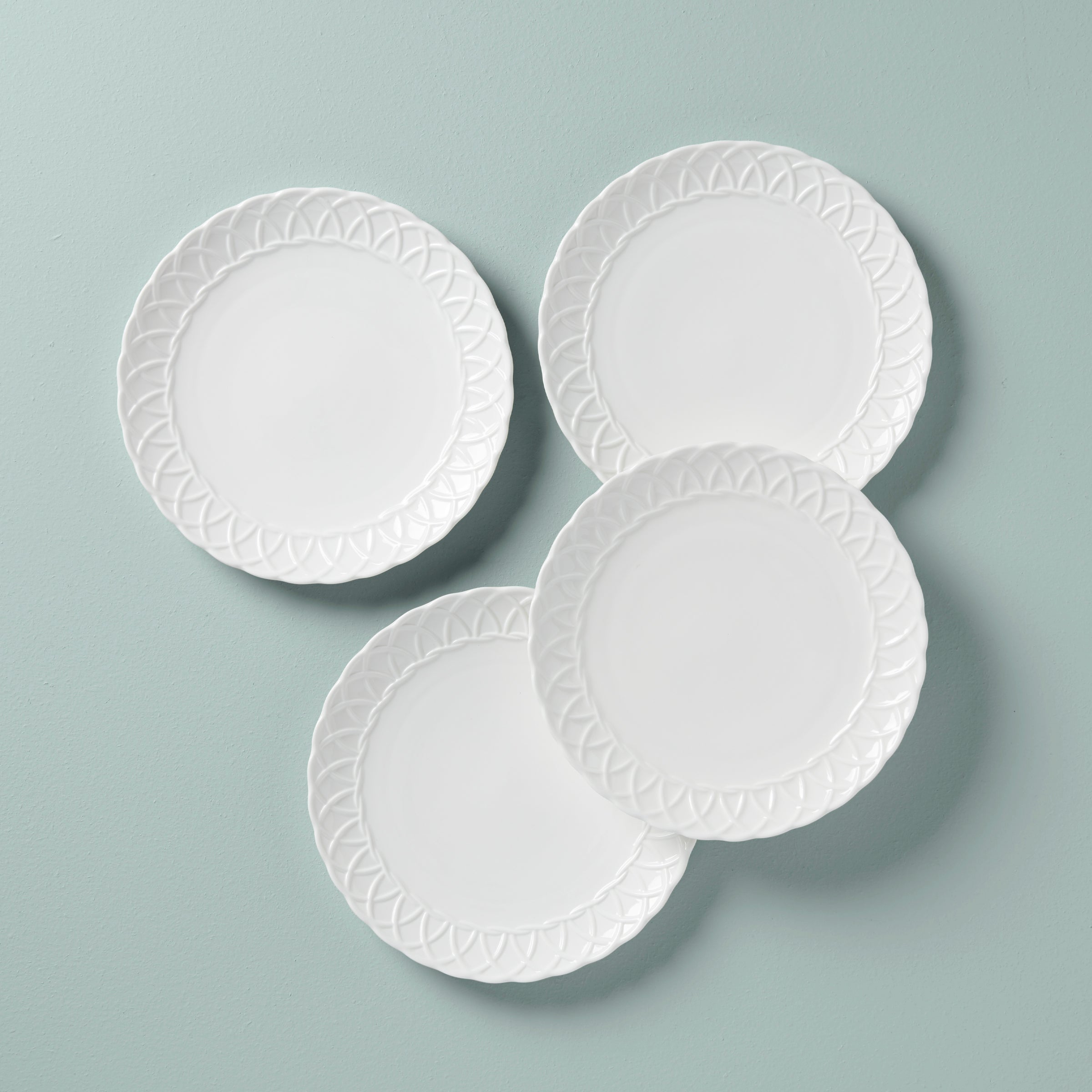 Wicker Creek Accent Plates. Set of 4