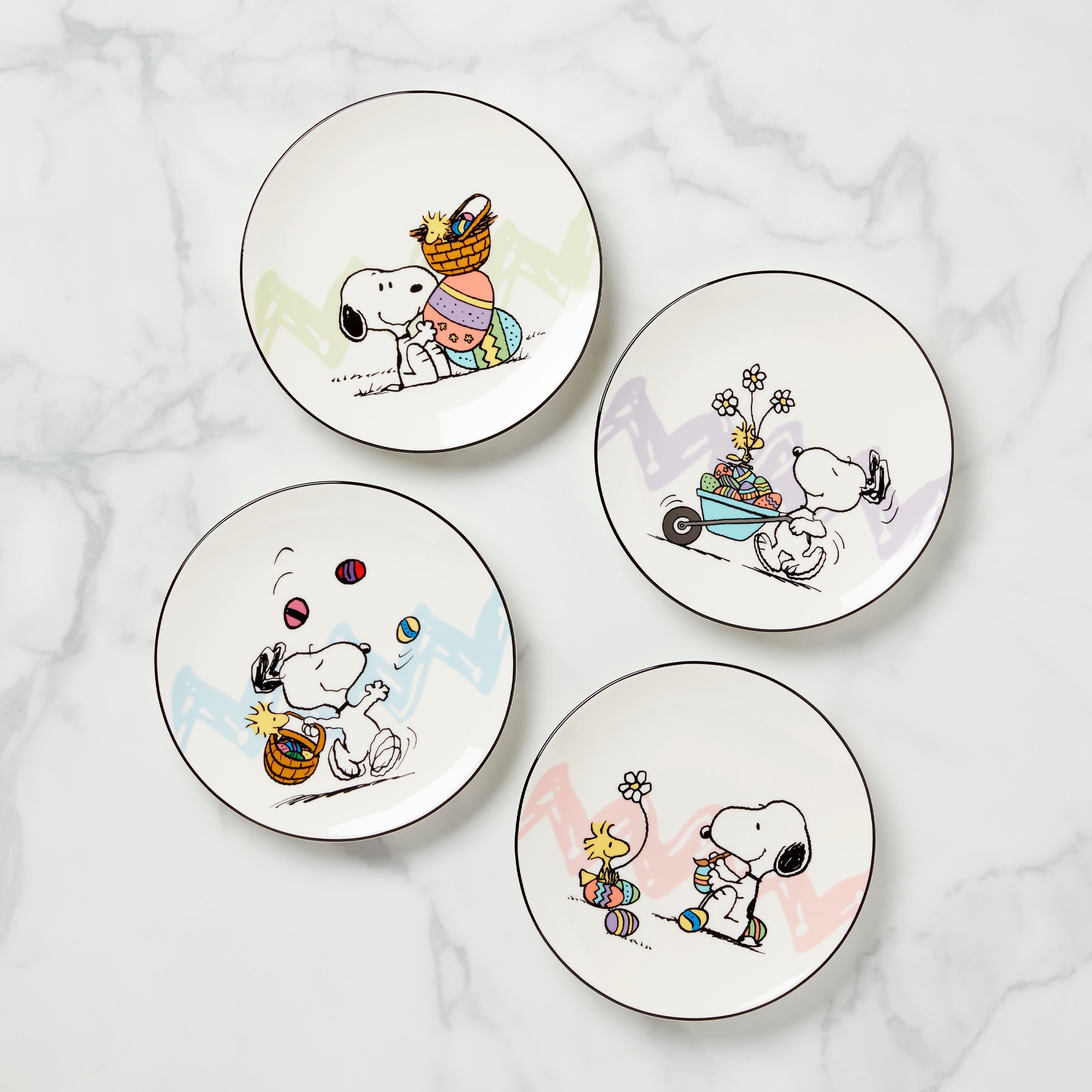 Snoopy Easter Accent Plates. Set of 4