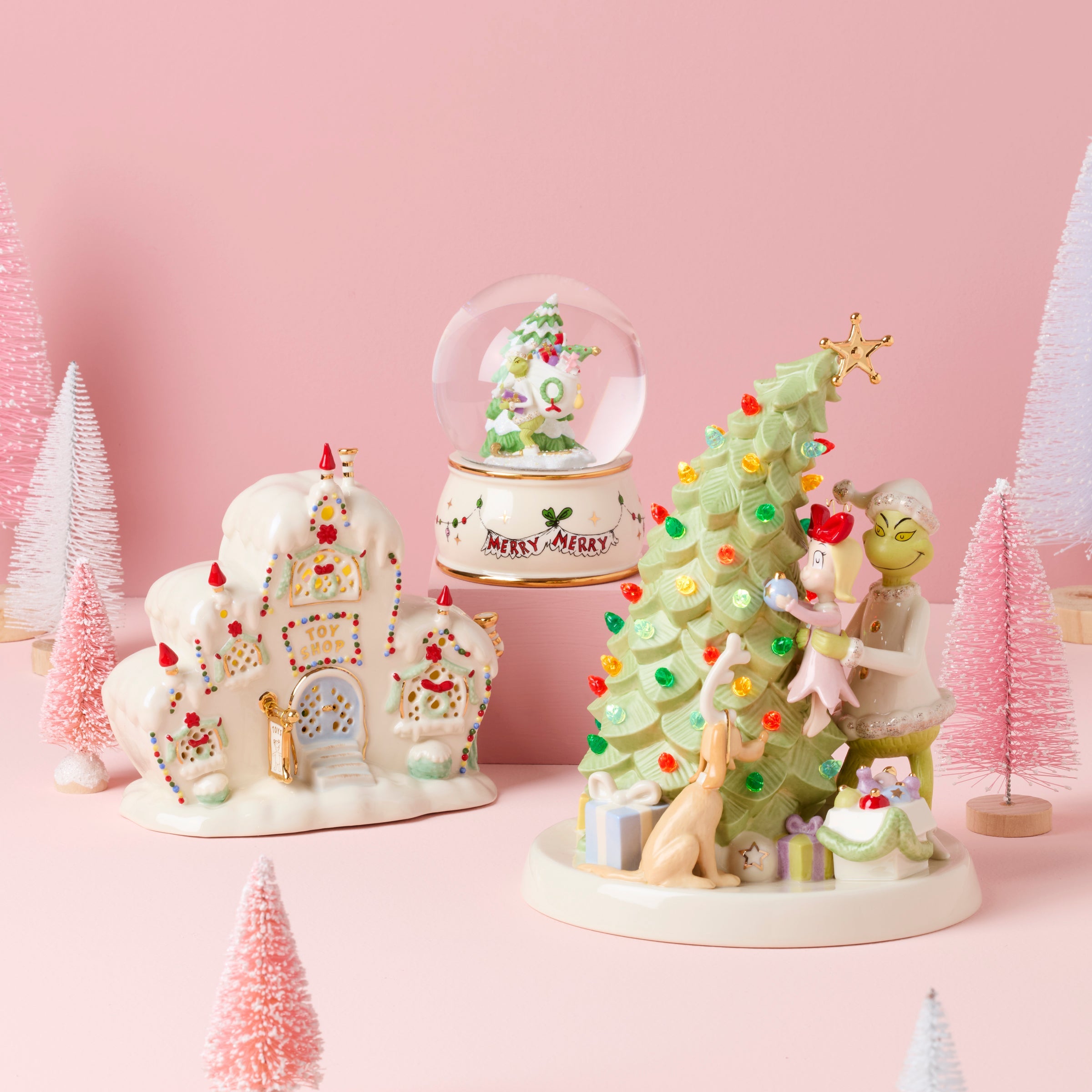 The Grinch Snow Globe - Image 5