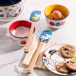 Alternative view of Chef Snoopy Blue Spatulas. Set of 2