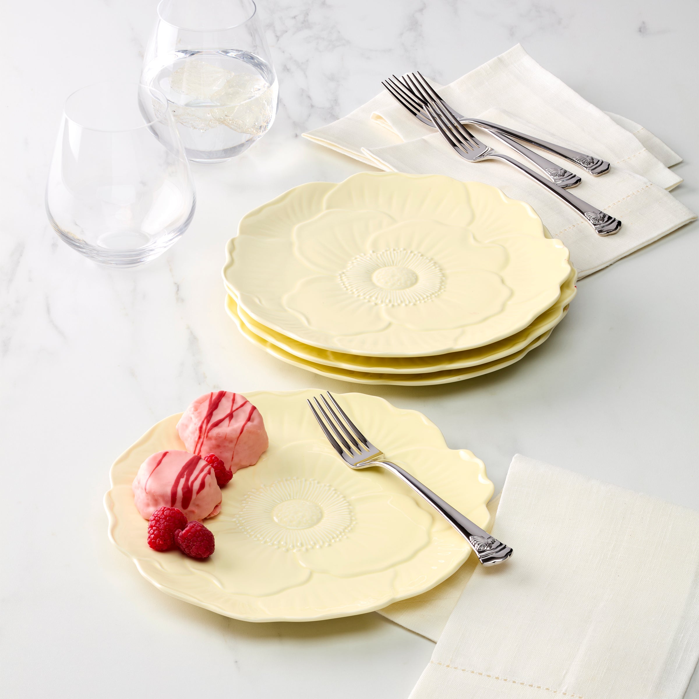 Butterfly Meadow Floral Yellow Accent Plates. Set of 4 - Image 8