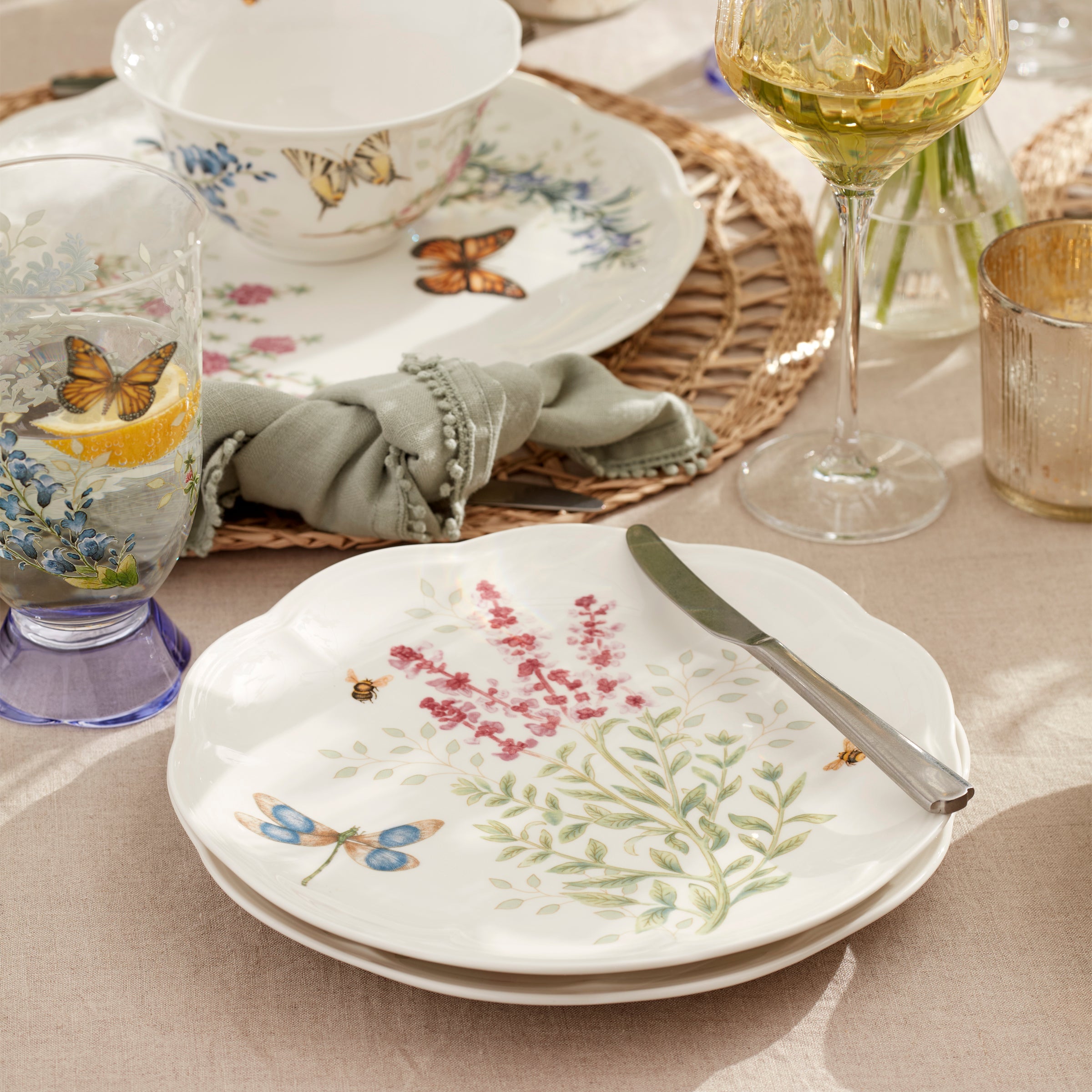 Butterfly Meadow Herbs Accent Plates. Set of 4 - Image 5