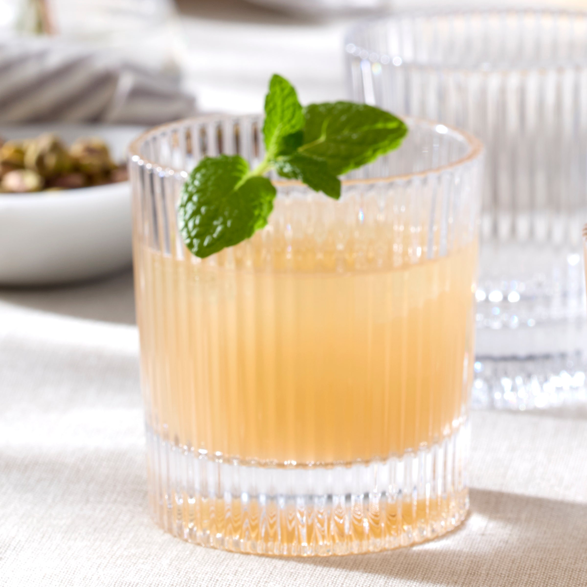 Wallingford Double Old-Fashioned Glasses. Set of 4 - Image 4