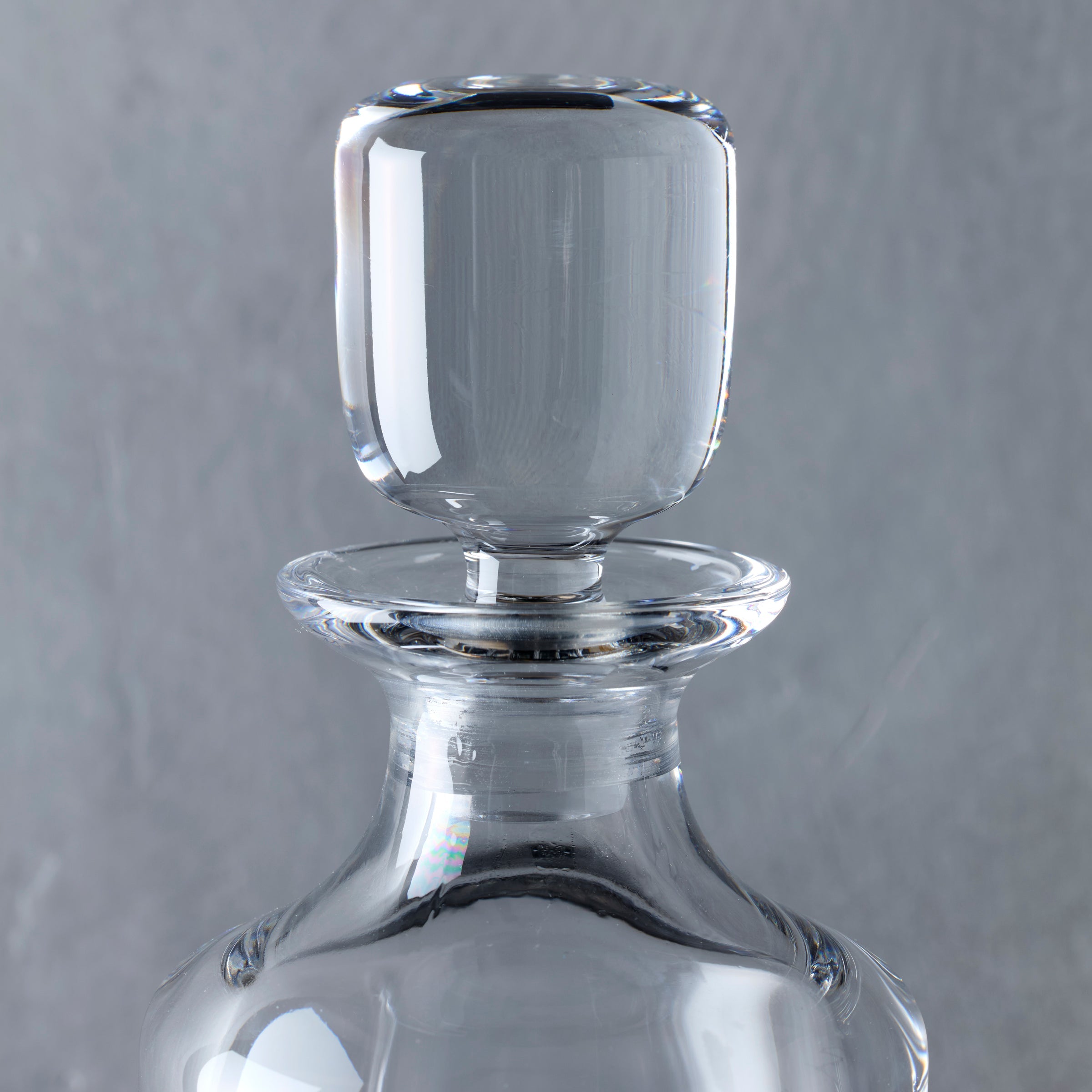Deklan Crystal Decanter - Image 3