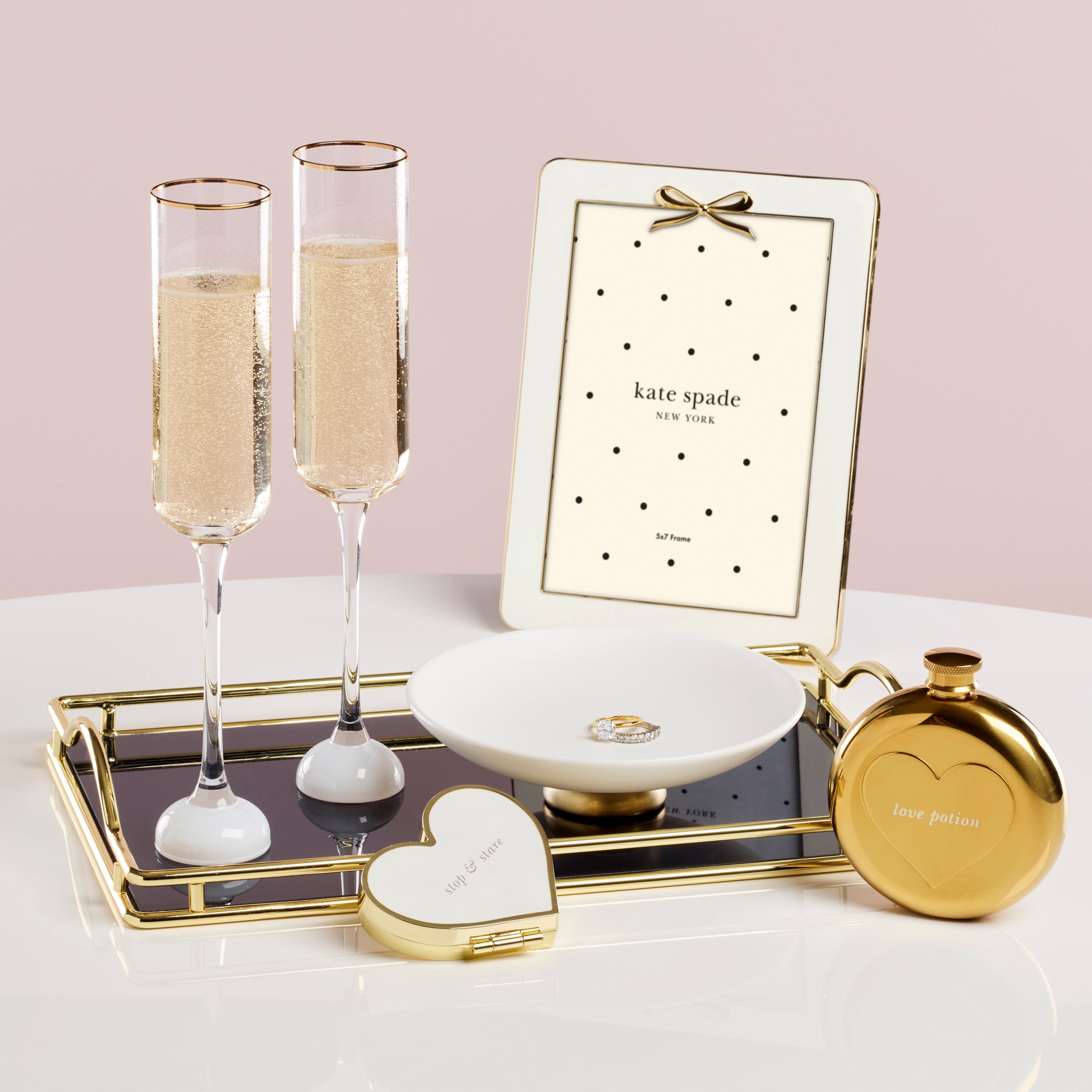 Happily Ever After Love Potion Mini Flask - Image 2