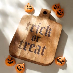 Alternative view of Vintro Halloween Trick or Treat Cheese Board