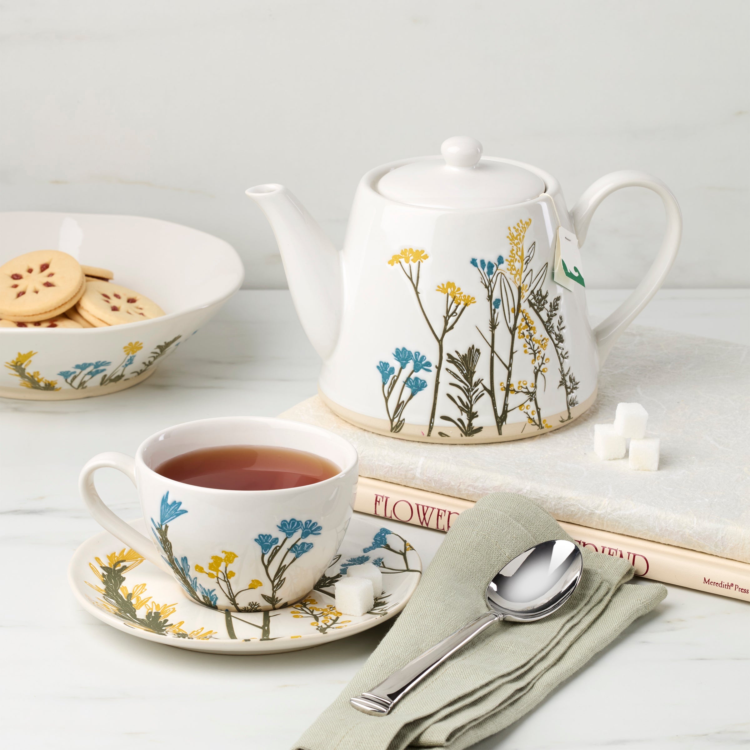 Wildflowers Teapot - Image 3