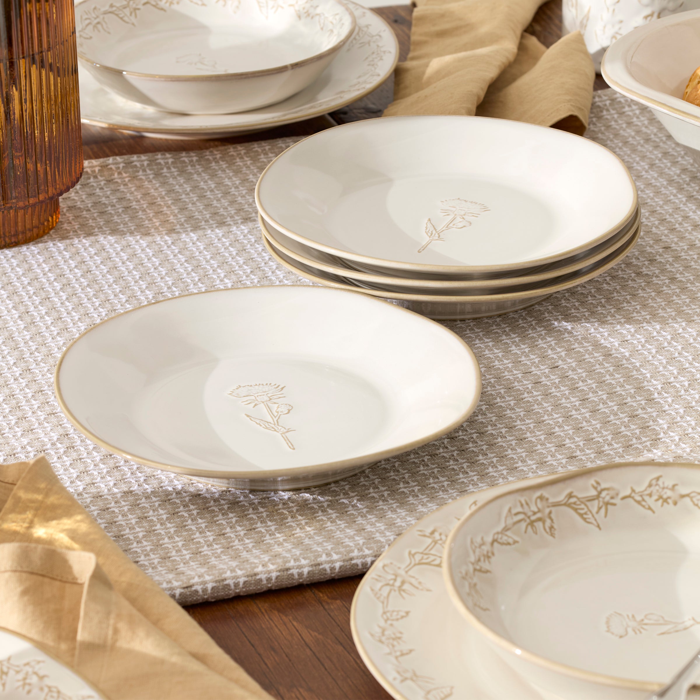 Homespun 16-Piece Dinnerware Set - Image 14