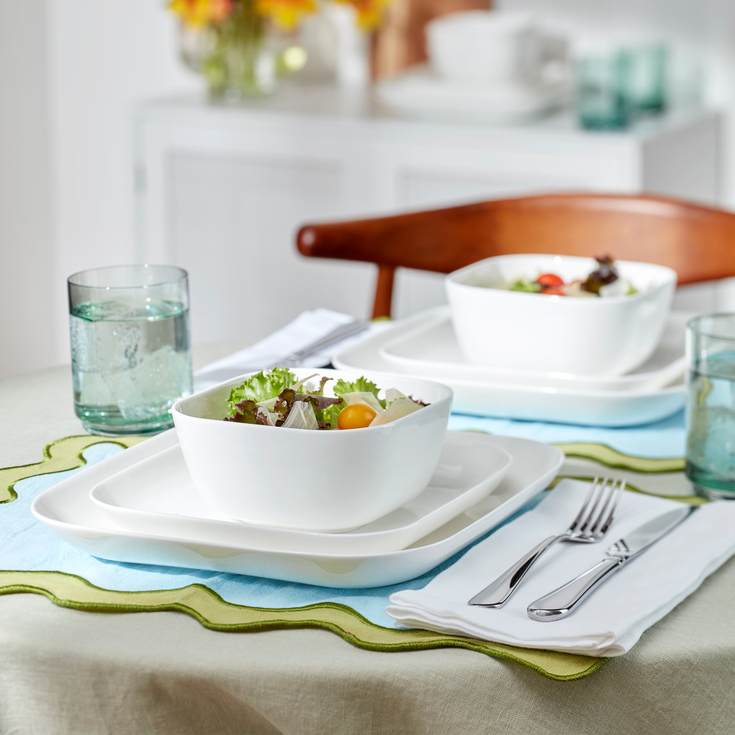 Studio 1414 Square 12-Piece Dinnerware Set - Image 5