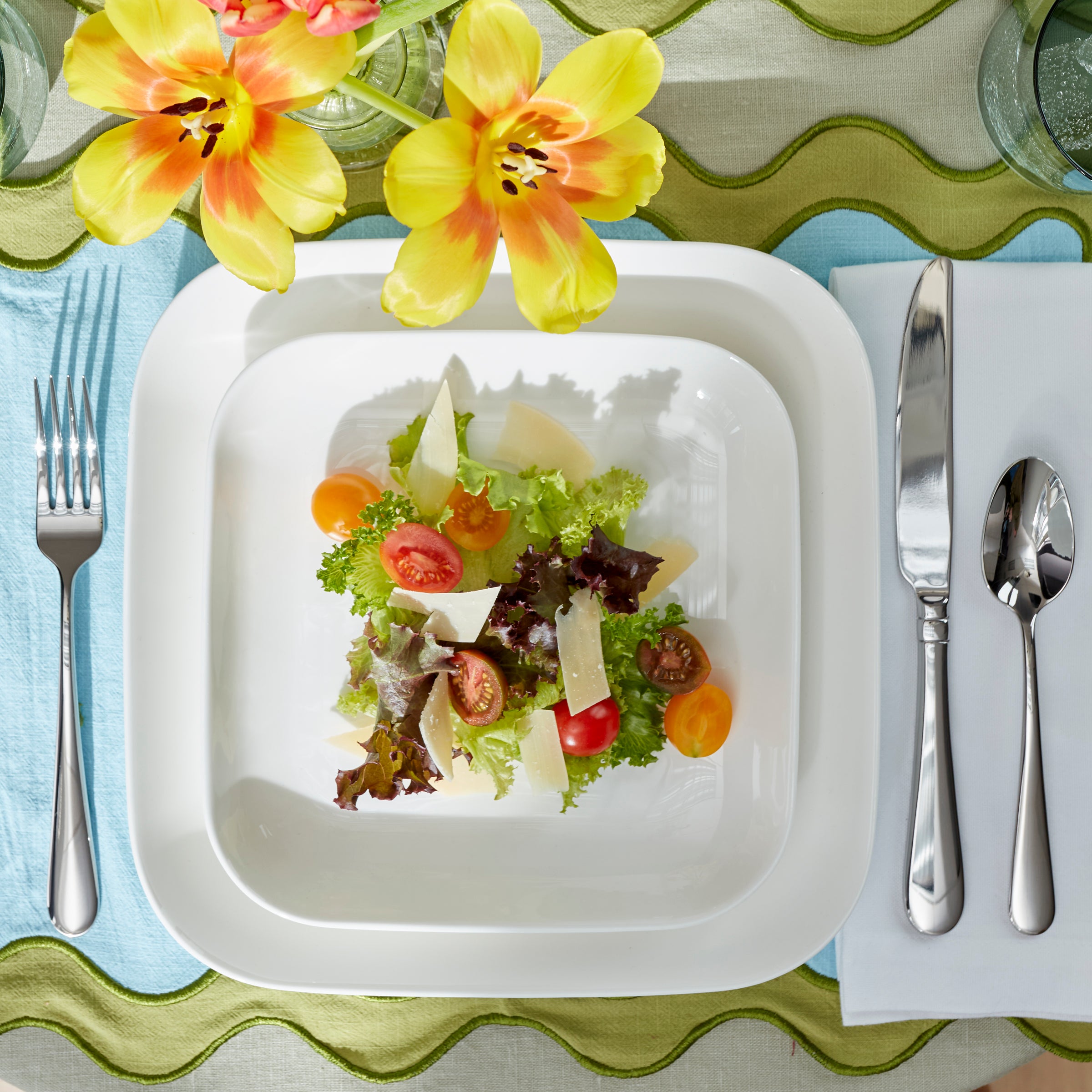 Studio 1414 Square 12-Piece Dinnerware Set - Image 6