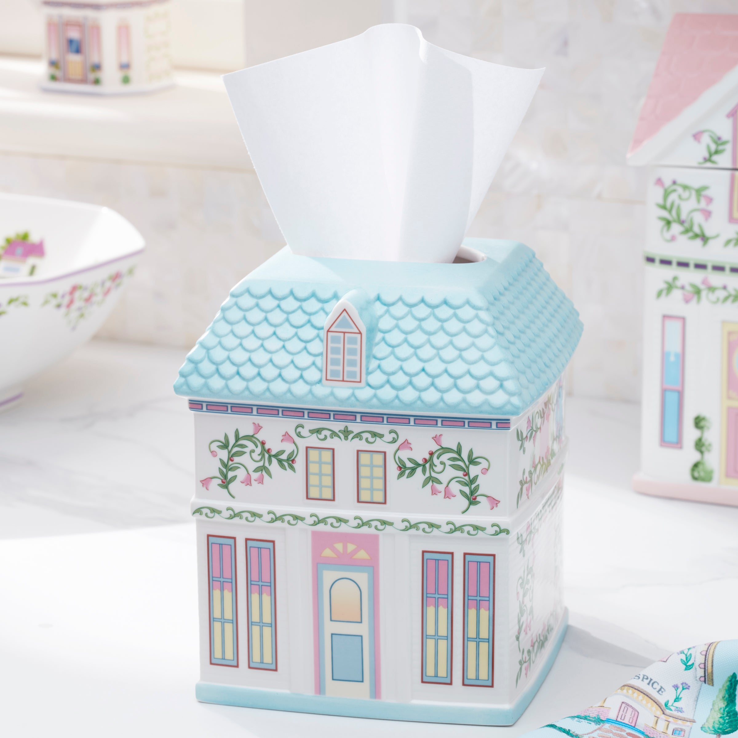 Lenox Spice Village Tissue Box Holder - Image 4