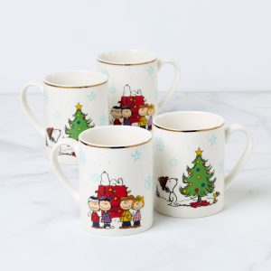 Peanuts Gang Mugs. Set of 4. Assorted