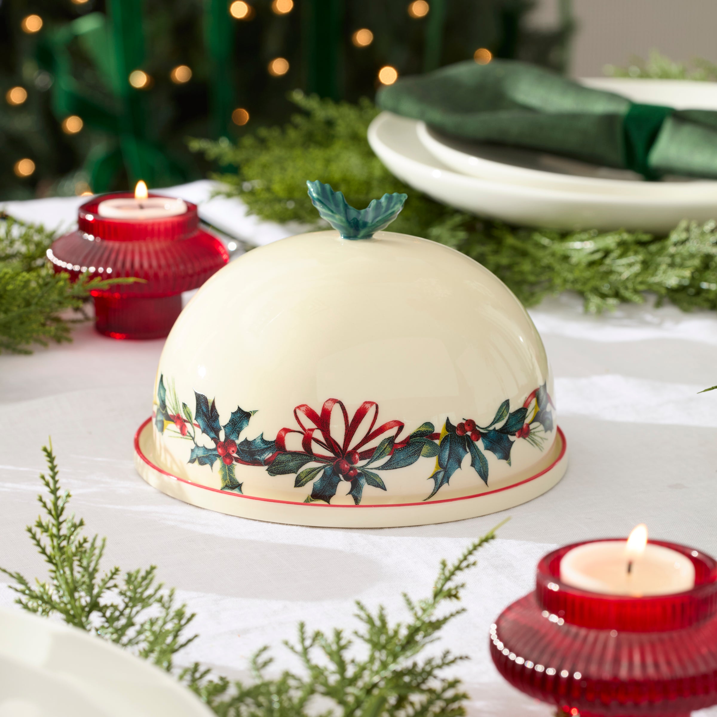 Winter Greetings Small Covered Dish - Image 4