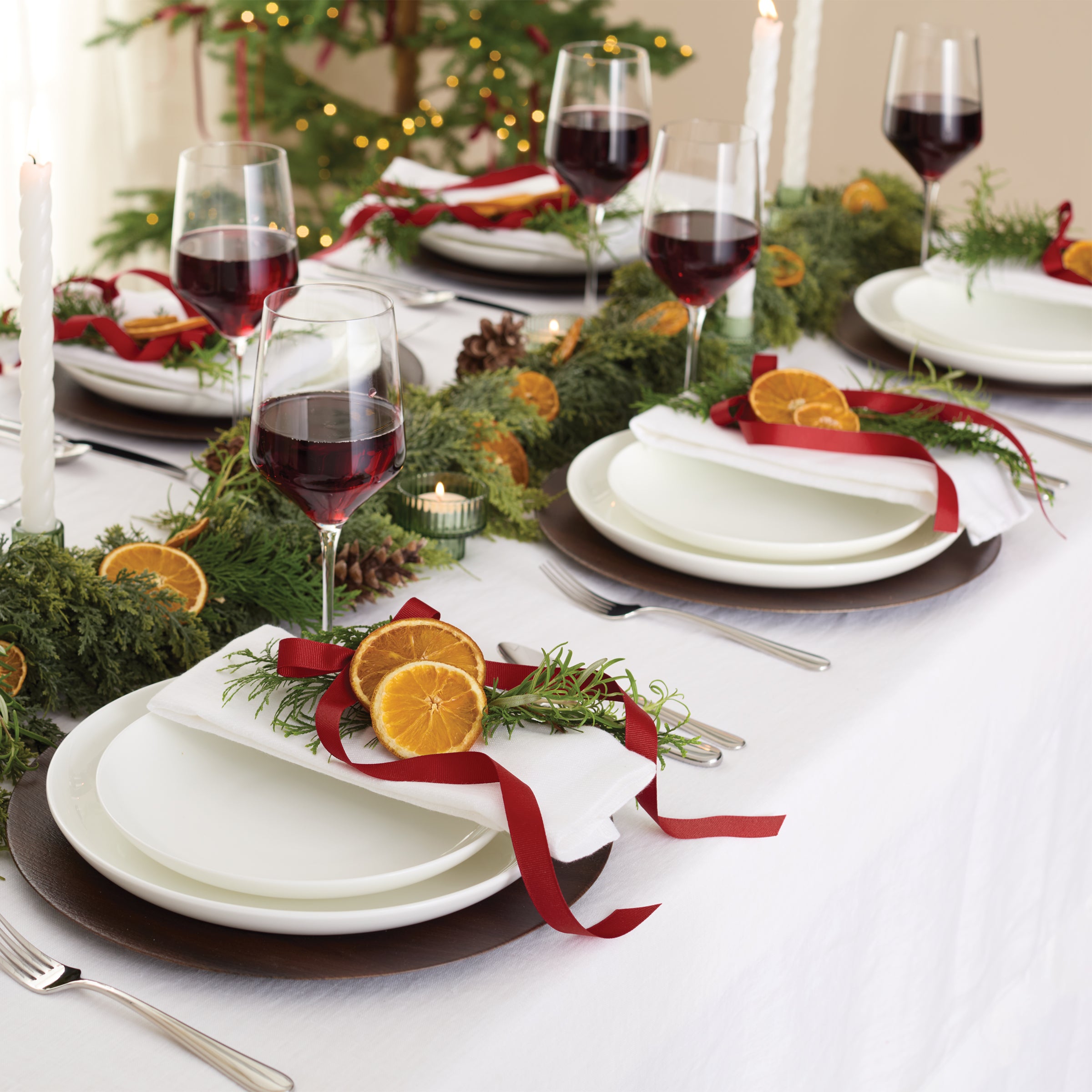 Studio 1414 Coupe 24-Piece Dinnerware Set - Image 2