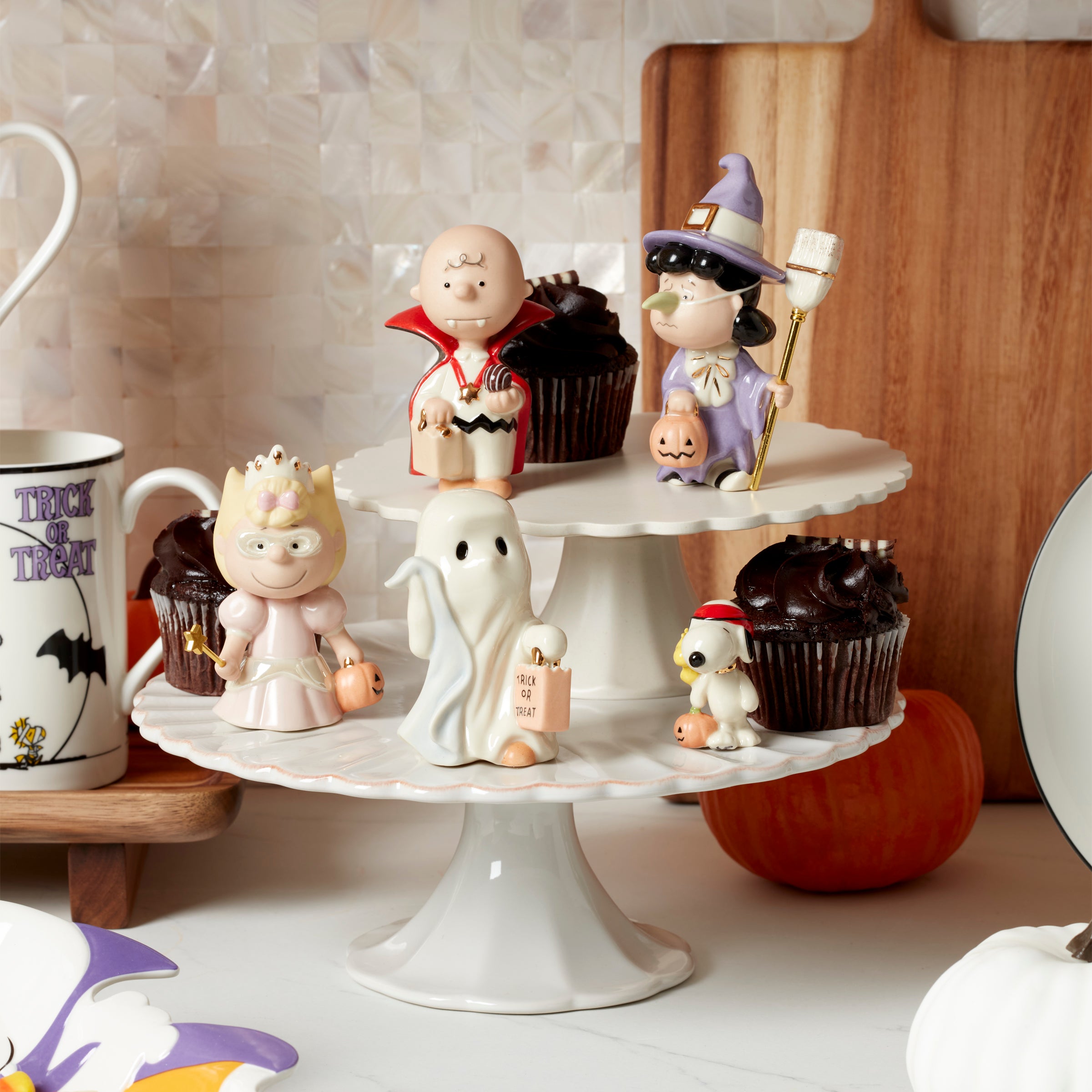 Peanuts Tricks and Treats 5 Piece Set - Image 3