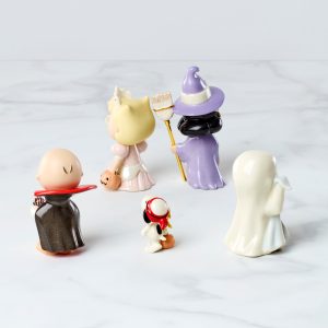 Alternative view of Peanuts Tricks and Treats 5 Piece Set