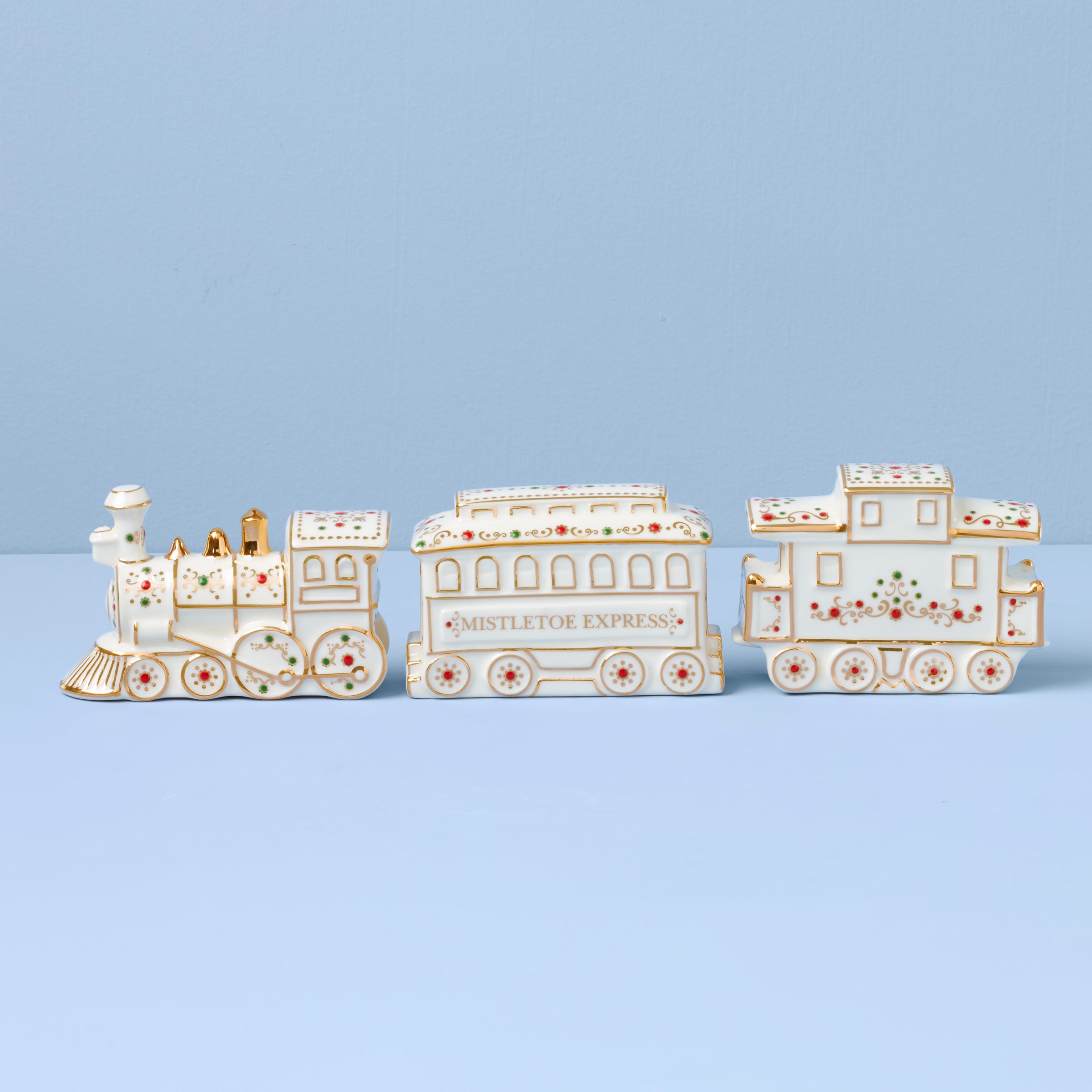 Mistletoe Park Train 3 Piece Figurine