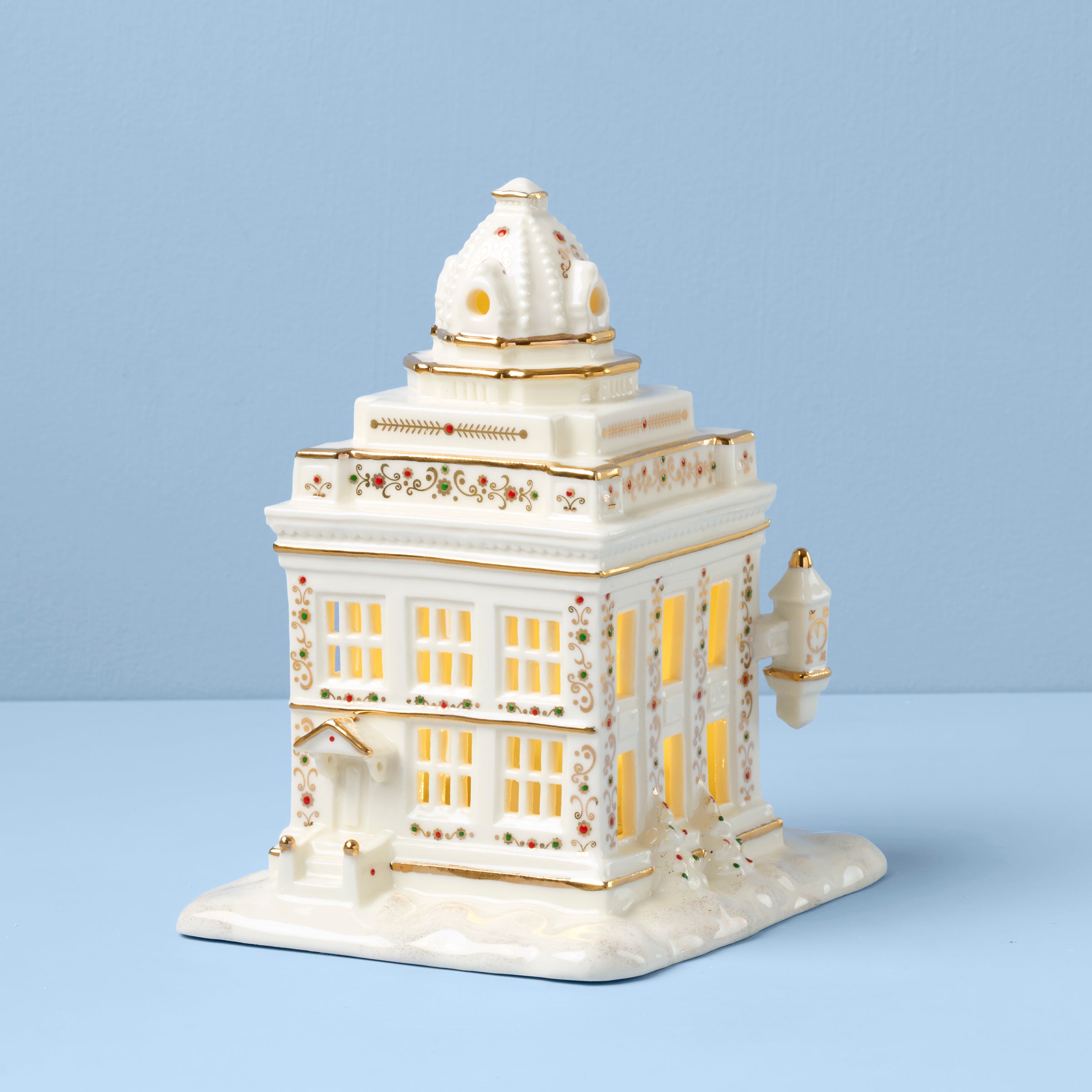 Mistletoe Park Bank Lit Figurine - Image 2