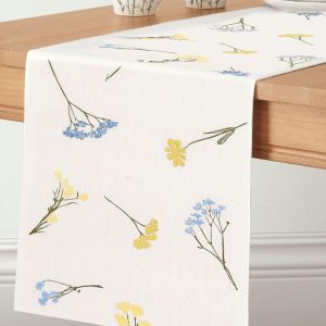 Wildflowers Allover 14x90 Table Runner