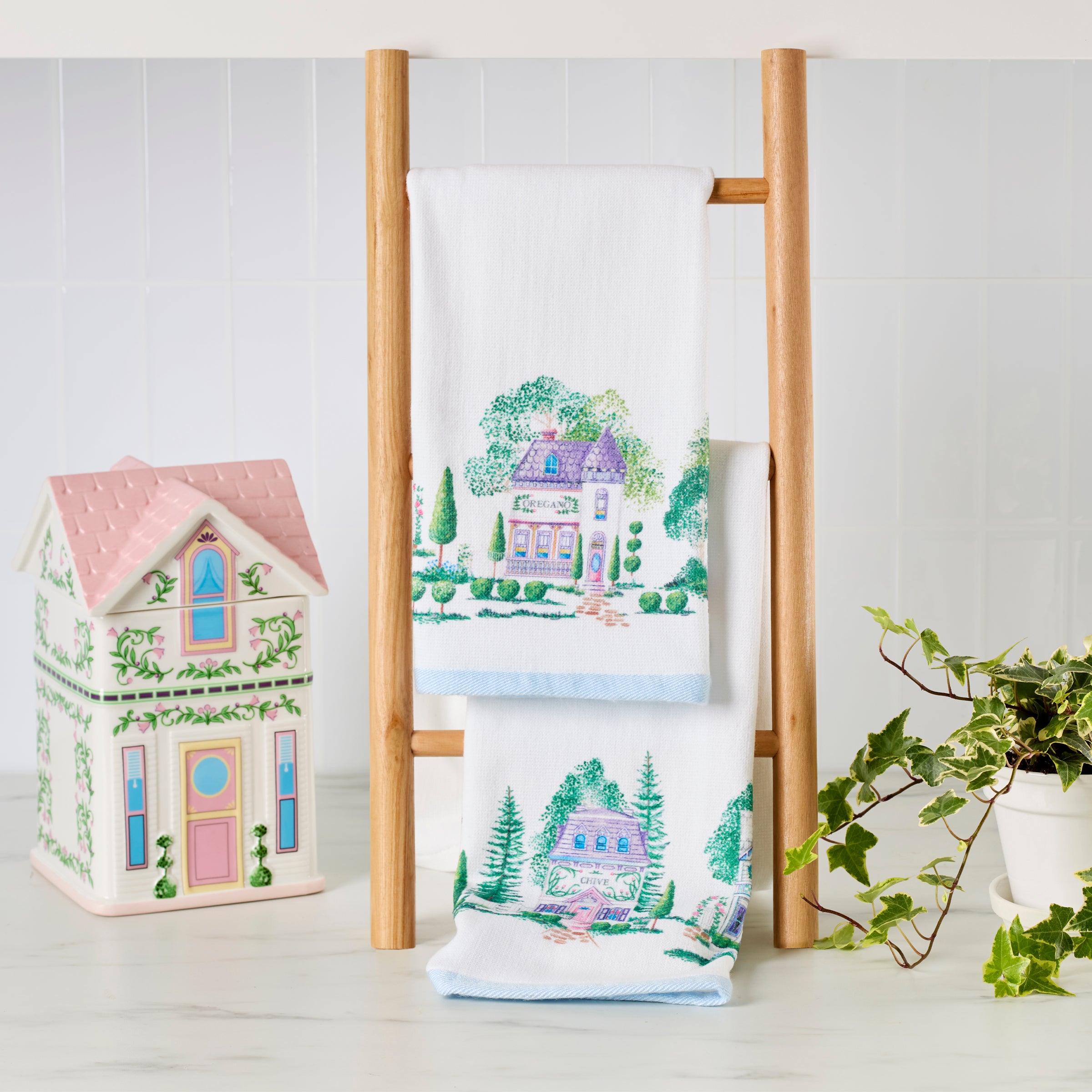Lenox Spice Village Kitchen Towels. Set of 2 - Image 2