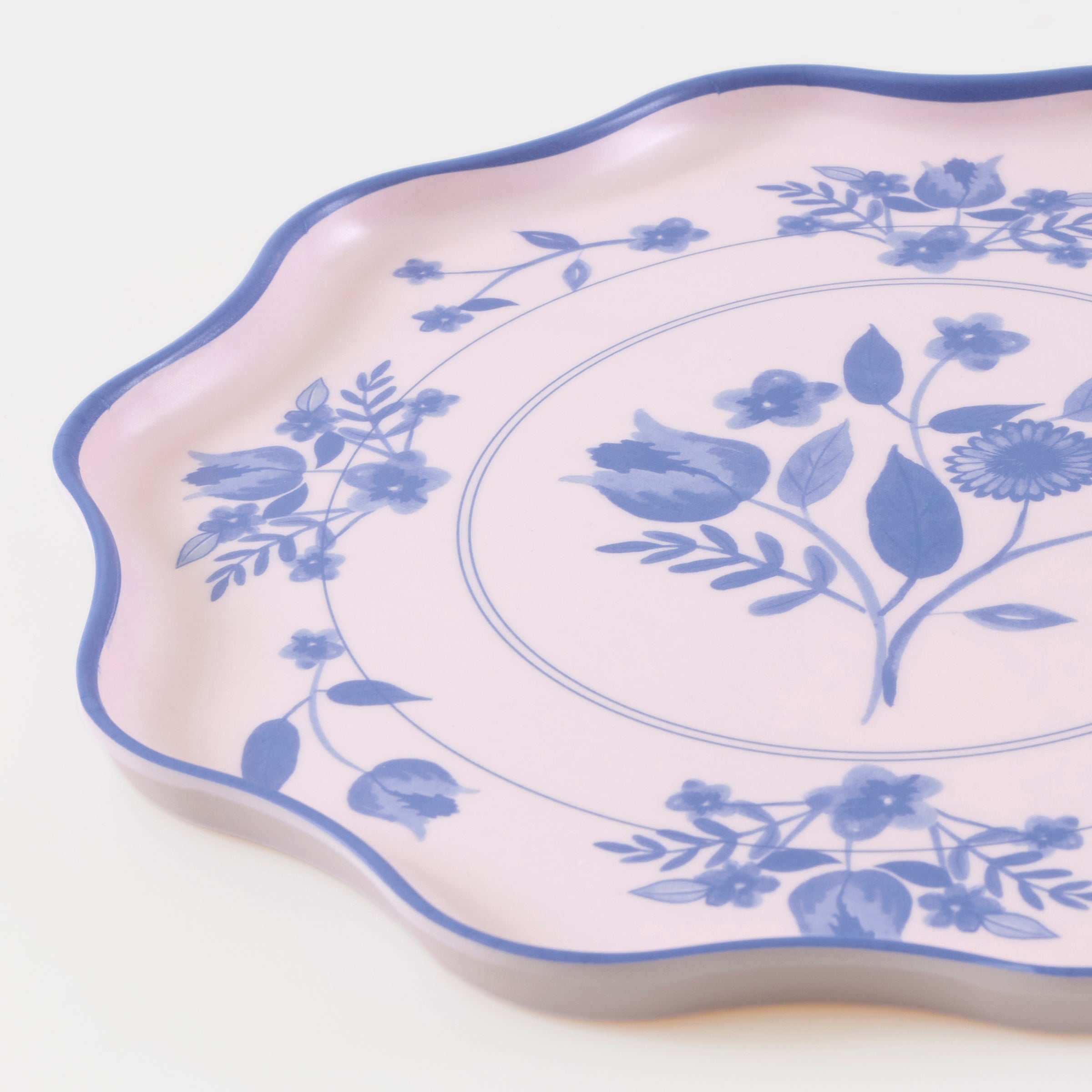 Vintage Botanical Reusable Large Plates. Set of 4 - Image 3