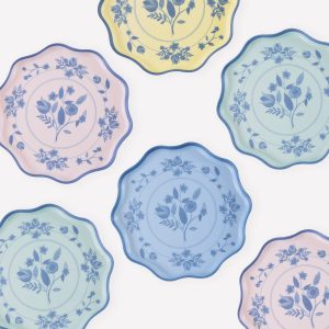 Vintage Botanical Reusable Small Plates. Set of 4