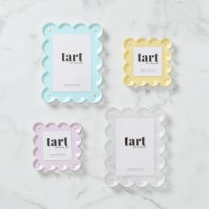 Alternative view of Mini Lavender Scalloped Acrylic Photo Frame