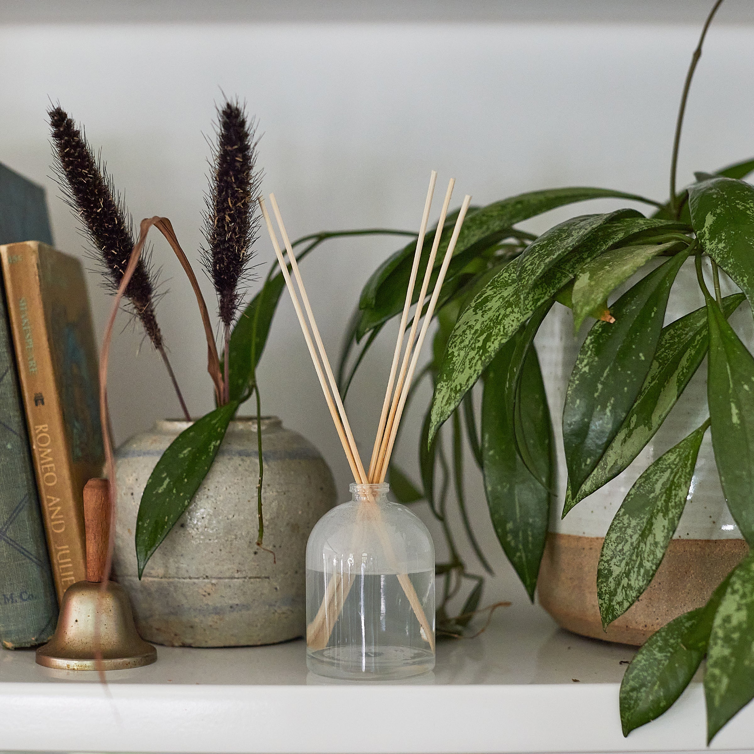Petite Flowers 1.5oz Reed Diffuser - Image 2
