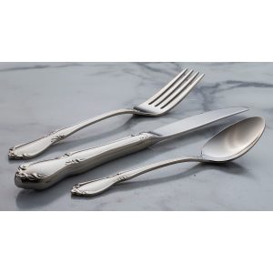 Alternative view of Chateau Dinner Knives. Set of 4